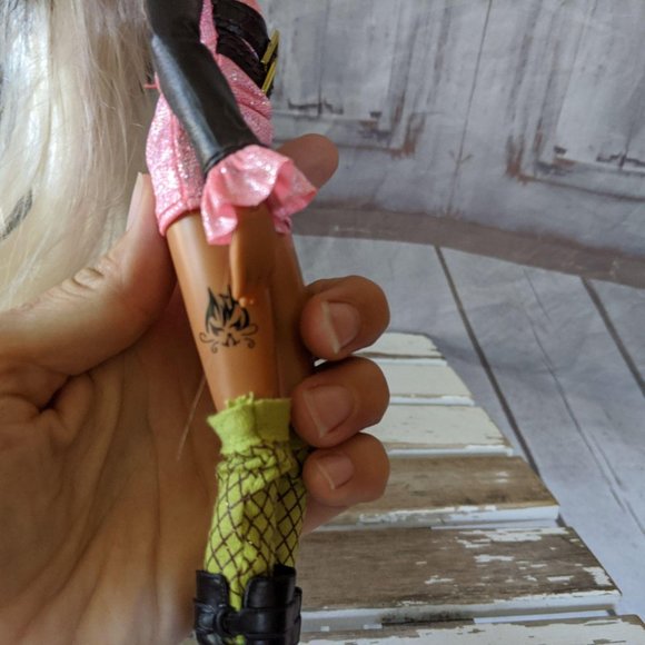 Bratz Dial 2012 sashabella paws bratzillaz 514909 - Picture 6 of 7